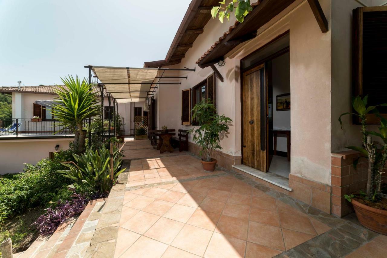B&B Albachiara Casa Di Campagna Ogliastro Cilento Exterior foto